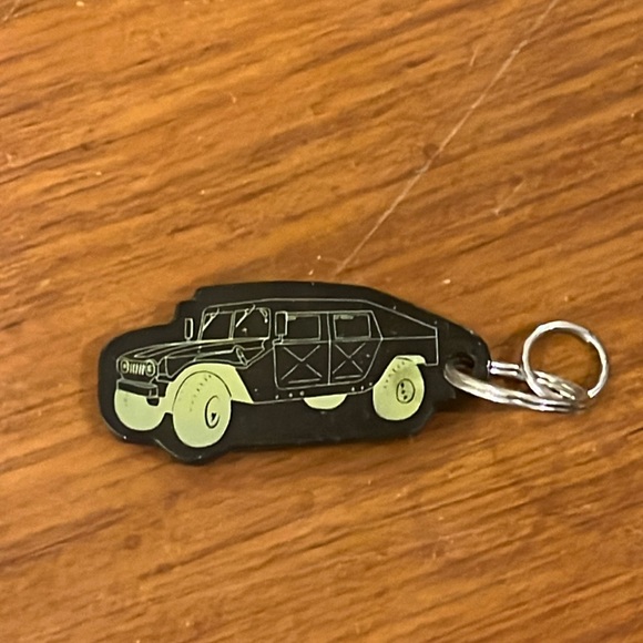 Humvee Hummer Truck SUV rubber keychain key chain FOB AM General Corporation - Picture 1 of 4